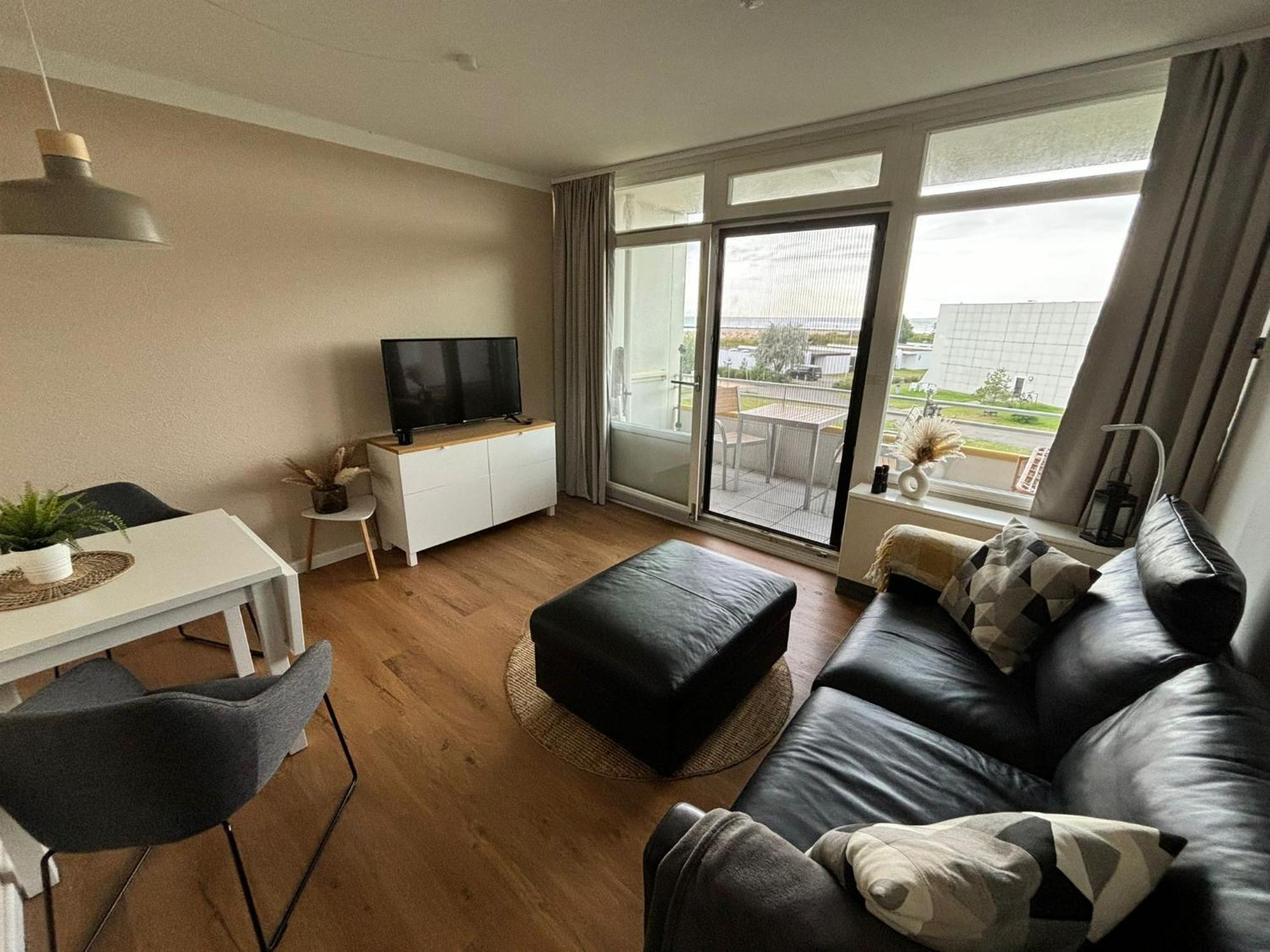 Quartier Suedstrand - Ferienwohnung Mit Meerblick Fehmarn Exterior foto